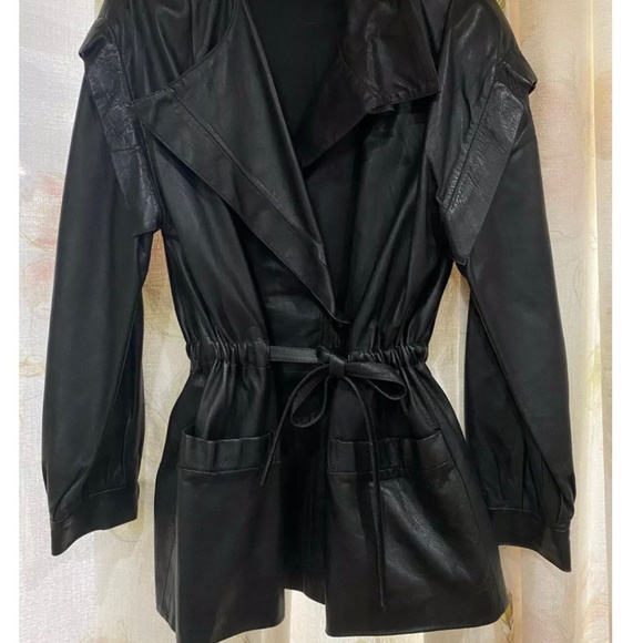 Bloomingdales 90's Y2K black leather jacket ~ Wide Lapel, Waist Length M Oversiz - Picture 5 of 7